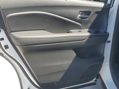 Used 2017 Honda Pilot Touring image 13