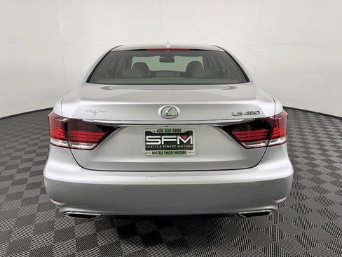 Used 2014 Lexus LS 460 w/ Comfort Package RWD image 10