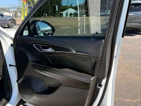 Used 2021 Buick Envision Preferred w/ Sport Touring Package FWD image 13