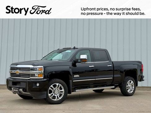 Used 2015 Chevrolet Silverado 2500 High Country w/ Duramax Plus Package AWD/4WD image 1