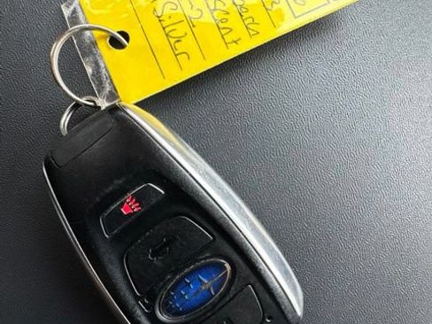 Used 2023 Subaru Ascent Touring AWD/4WD image 16