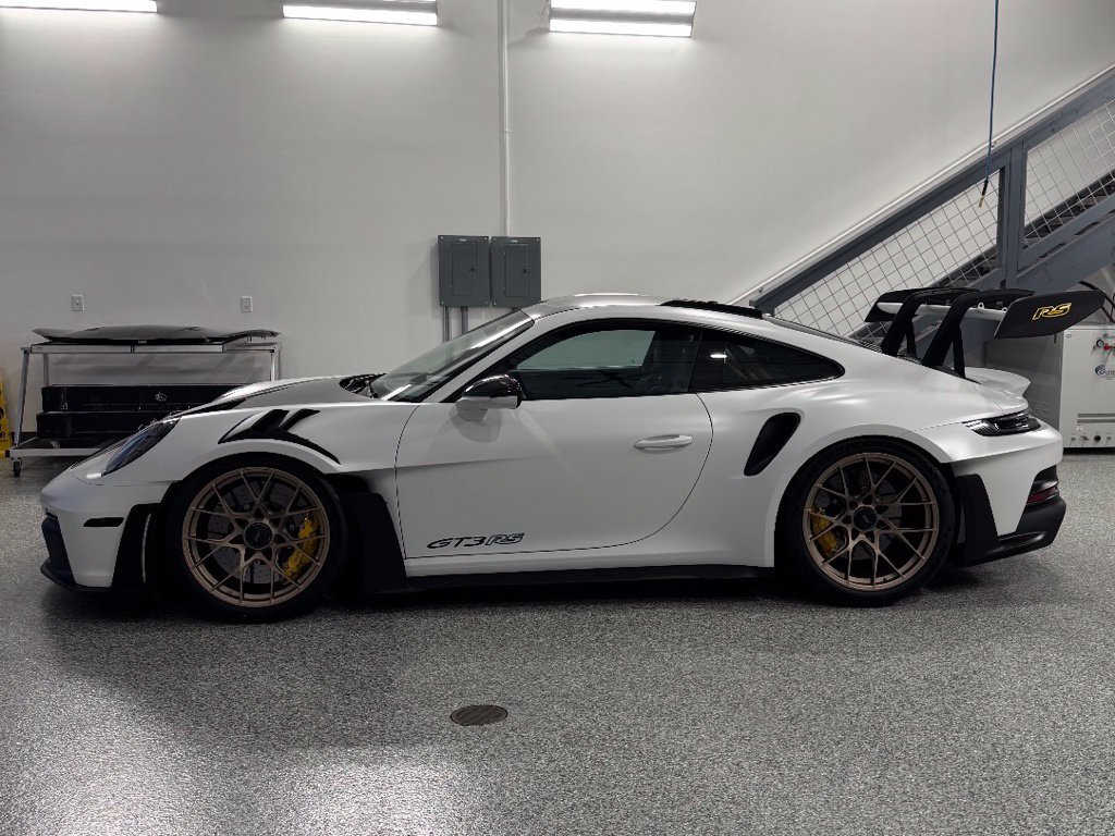 Used 2025 Porsche 911 GT3 RS RWD image 3