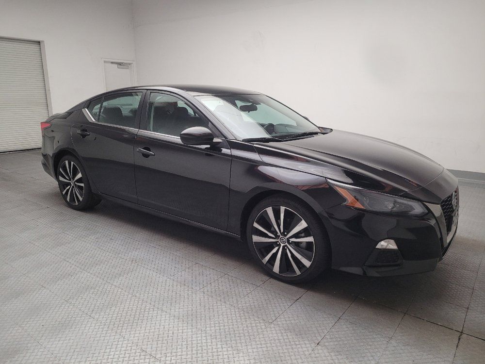 Used 2021 Nissan Altima 2.5 SR FWD image 11