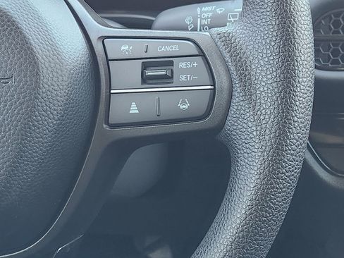 Certified 2023 Honda HR-V LX image 28