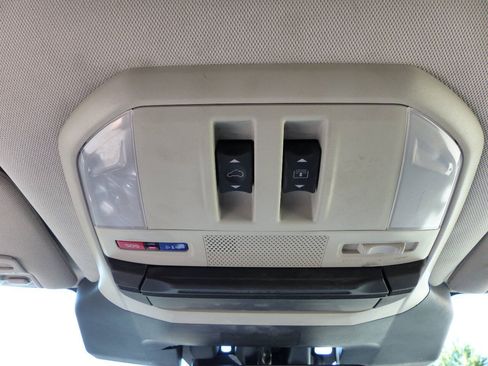 Used 2023 Subaru Ascent Touring AWD/4WD image 38