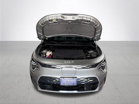 Certified 2024 Kia Niro Wind w/ Wind Preserve Package FWD image 23