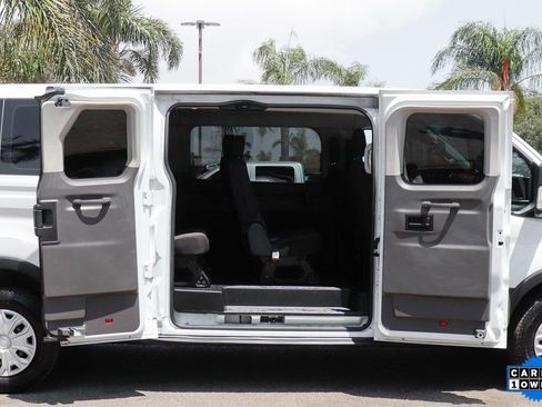 Used 2020 Ford Transit 350 XLT image 11