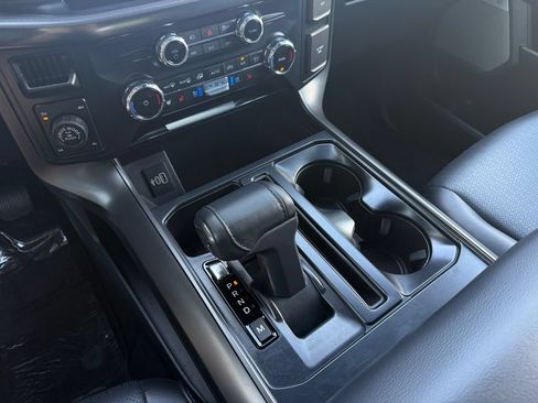 Used 2025 Ford F150 Lariat AWD/4WD image 29