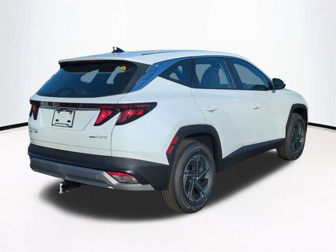 New 2026 Hyundai Tucson Blue SE w/ Tow & Go Package image 5