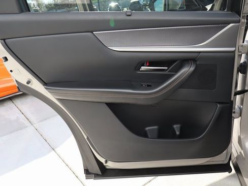 Used 2024 MAZDA CX-90 Plug-In Hybrid w/ Premium Plus image 31