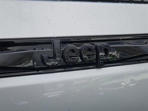 New 2026 Jeep Grand Cherokee Limited image 25