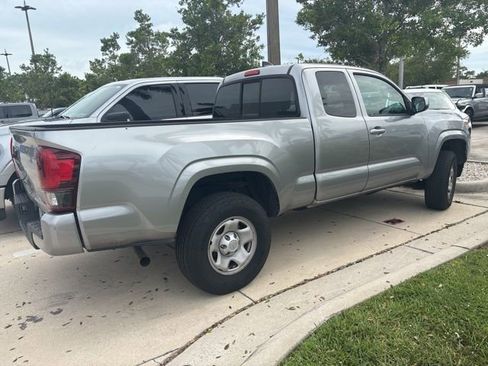 Used 2021 Toyota Tacoma SR w/ SR Convenience Package AWD/4WD image 5