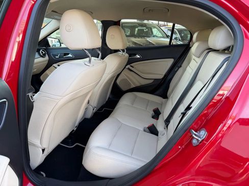 Used 2018 Mercedes-Benz GLA 250 4MATIC image 33