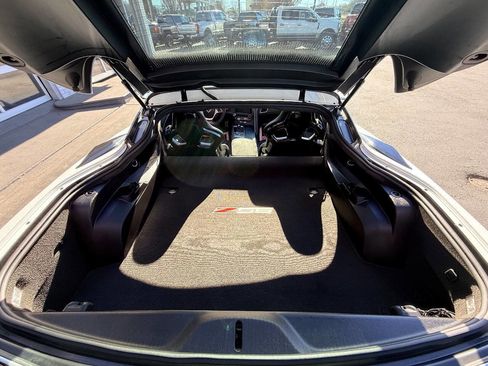 Used 2016 Chevrolet Corvette Z06 w/ 3LZ Preferred Equipment Group image 41