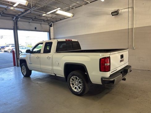 Used 2016 GMC Sierra 1500 SLE w/ SLE Value Package AWD/4WD image 5
