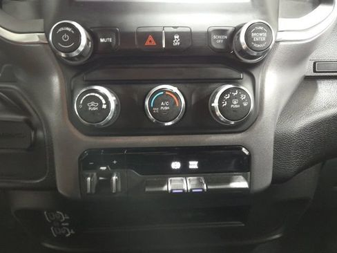 Certified 2024 RAM 3500 Big Horn AWD/4WD image 23