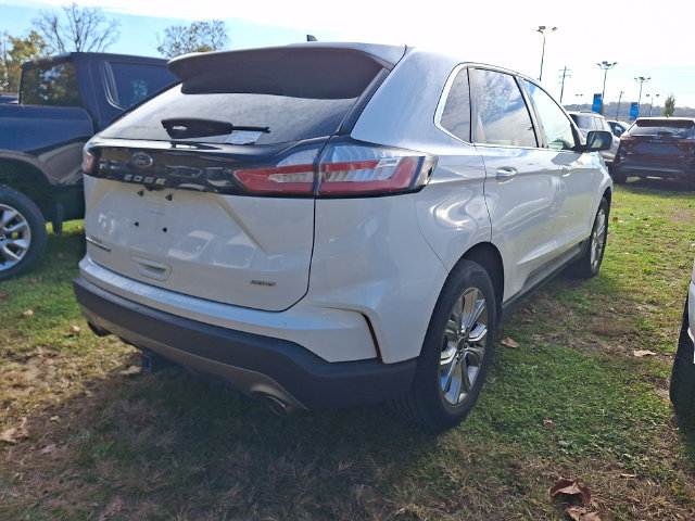 Used 2023 Ford Edge Titanium w/ Class II Trailer Tow Package AWD/4WD image 10