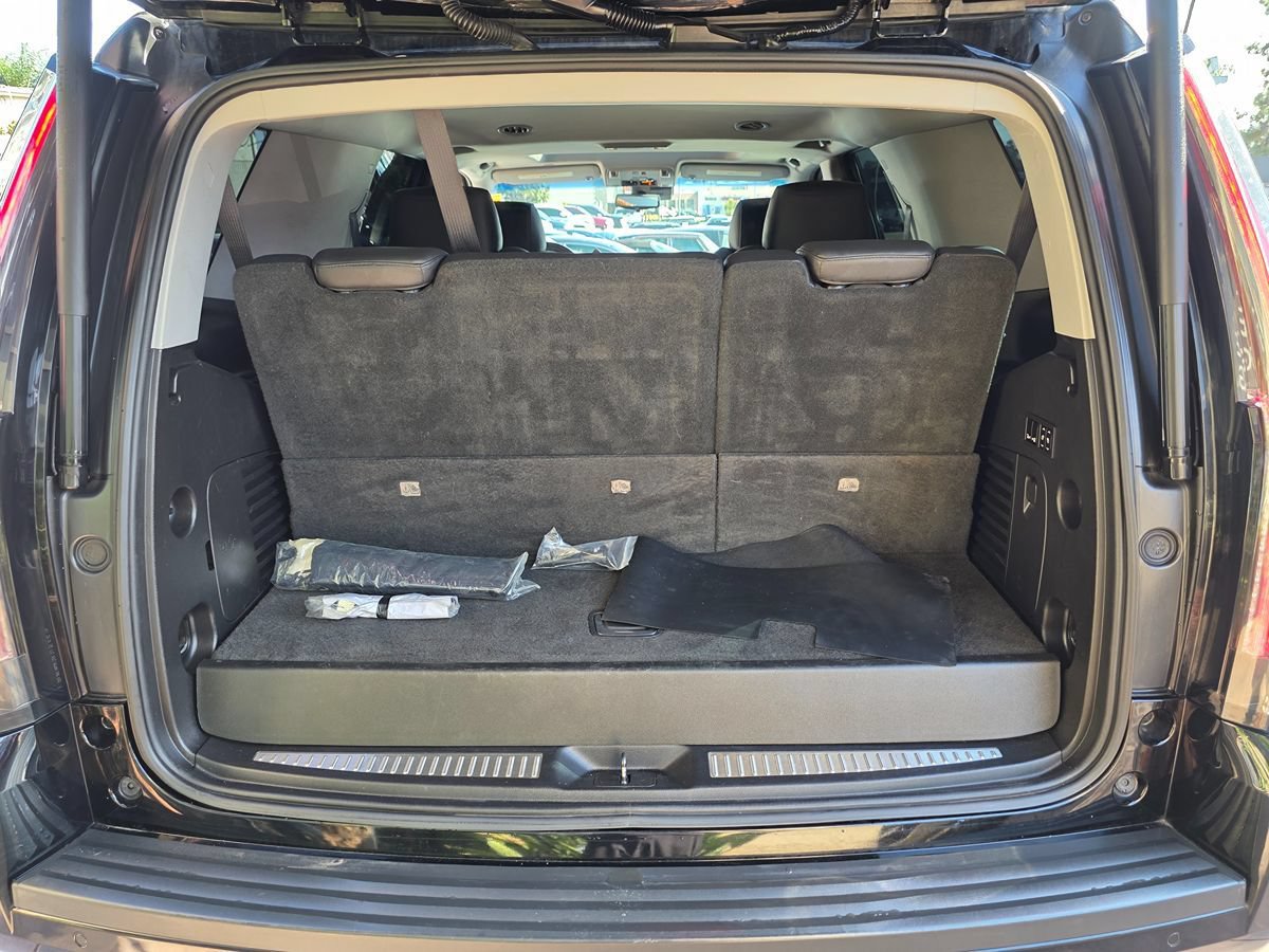 Used 2018 Cadillac Escalade Luxury RWD image 20
