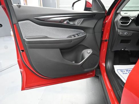 New 2026 Chevrolet TrailBlazer LT w/ Convenience Package image 11