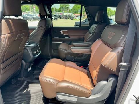 Used 2025 Ford Expedition Max King Ranch AWD/4WD image 11
