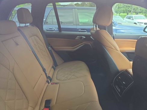 Used 2023 BMW X5 sDrive40i w/ M Sport Package image 13