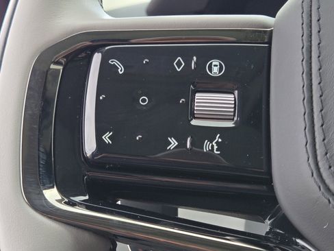 Used 2025 Land Rover Range Rover Velar Dynamic SE image 25