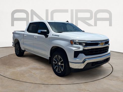 Used 2024 Chevrolet Silverado 1500 LT AWD/4WD image 4
