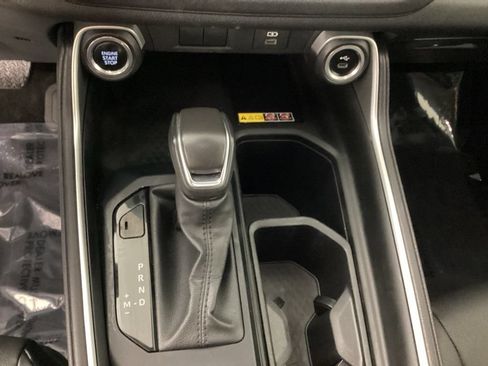 Used 2024 Toyota Grand Highlander AWD image 19