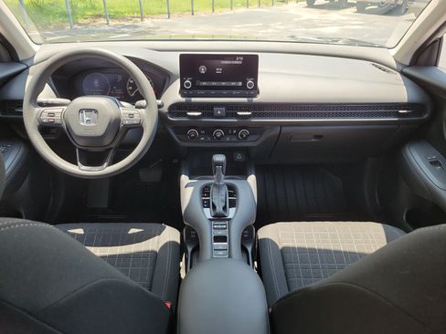 Used 2025 Honda HR-V LX image 18