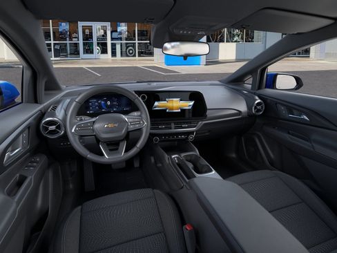 New 2026 Chevrolet Equinox EV LT image 39