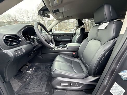 New 2025 Honda Pilot EX-L image 13