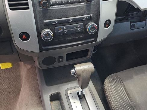 Used 2012 Nissan Frontier SV w/ Sport Appearance Pkg RWD image 11