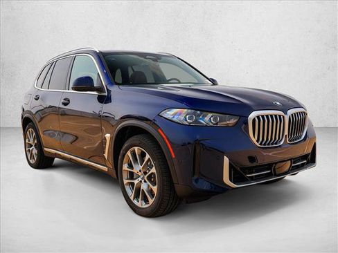 New 2026 BMW X5 xDrive40i w/ Climate Comfort Package AWD/4WD image 3