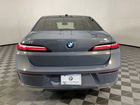 Certified 2024 BMW i7 xDrive60 AWD/4WD image 5