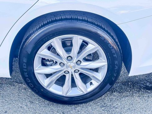 Used 2024 Chevrolet Malibu LT image 13