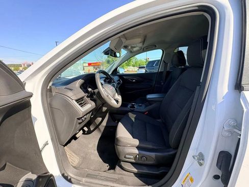 Used 2023 GMC Terrain SLE w/ Driver Convenience Package AWD/4WD image 14