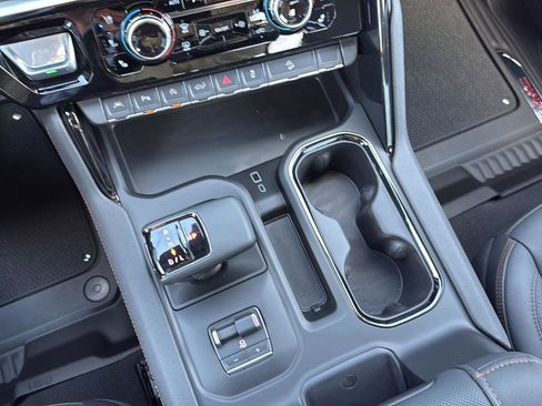 New 2026 GMC Sierra 1500 AT4 w/ AT4 Premium Package image 29