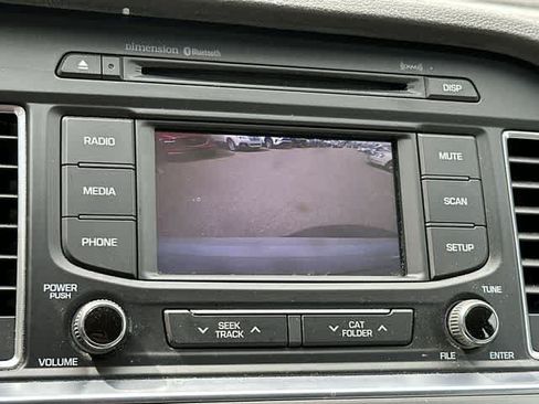 Used 2015 Hyundai Sonata Limited FWD image 12