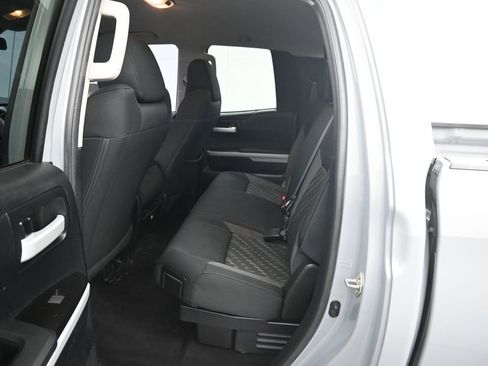 Used 2018 Toyota Tundra SR5 image 10