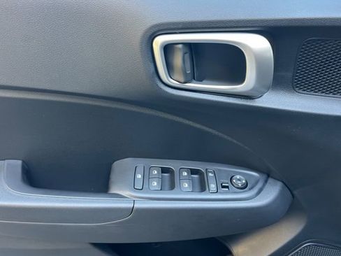 New 2026 Hyundai Venue SEL image 11