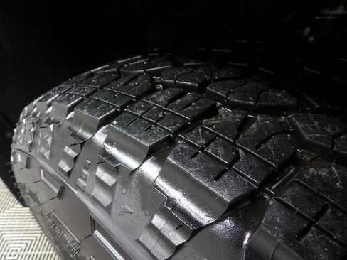 Used 2024 Chevrolet Silverado 1500 RST image 7