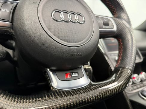 Used 2011 Audi R8 V10 image 58