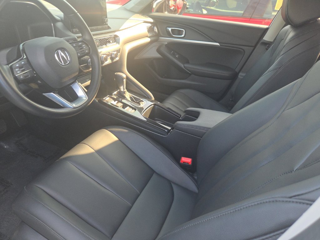 Used 2025 Acura Integra FWD image 3
