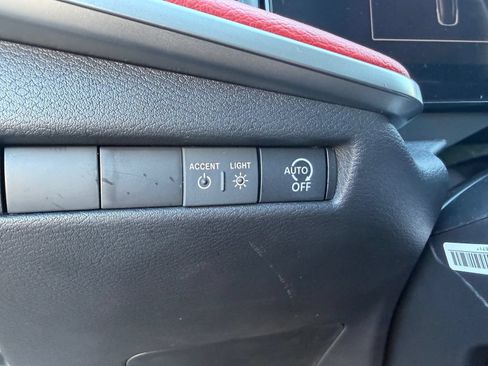 New 2026 Nissan Kicks SV w/ SV Premium Package FWD image 19