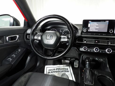 Used 2022 Honda Civic Sport image 11