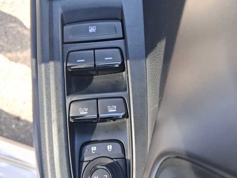 Used 2025 Subaru Impreza 2.0i image 13