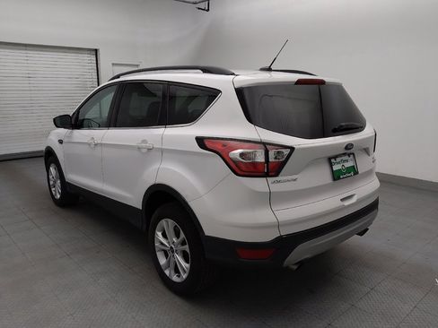 Used 2017 Ford Escape SE w/ Equipment Group 201A AWD/4WD image 5
