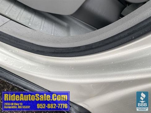 Used 2016 Chevrolet Traverse LT image 30