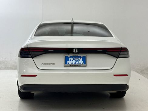 Used 2023 Honda Accord LX image 8