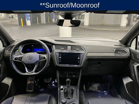 Used 2023 Volkswagen Tiguan SE R-Line image 7